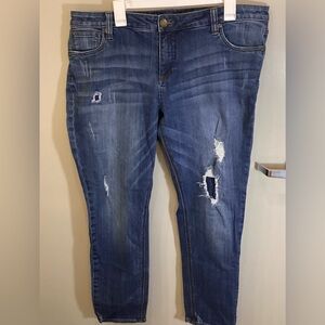 Kut from the Kloth Women’s 16 Denim Jeans Appear to be tapered. No Care Tag